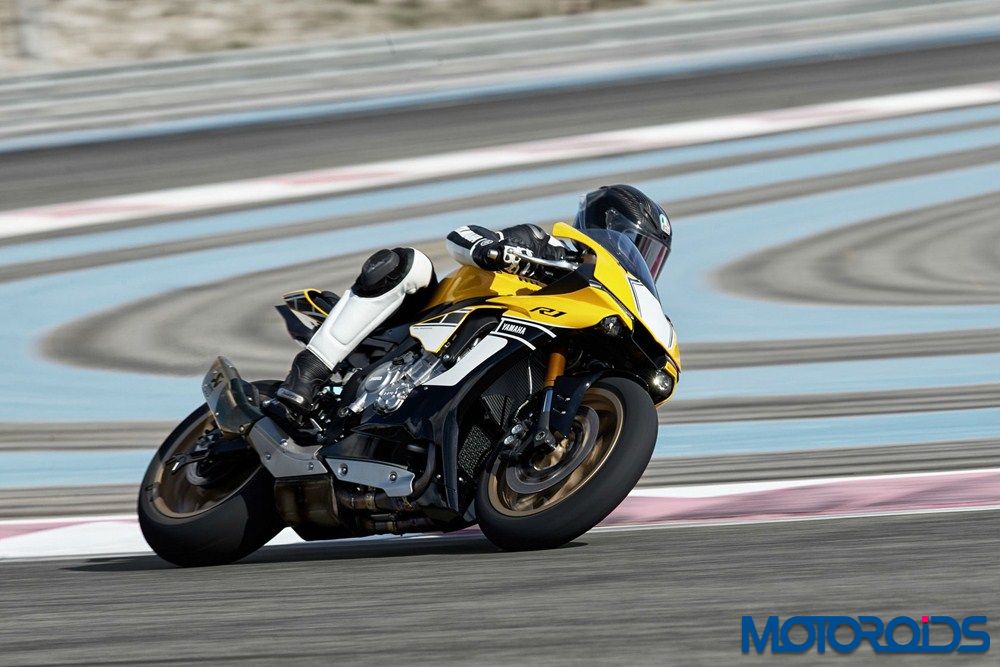 1000x667xYamaha-R1-Speed-Block-Limited-Edition-1.jpg.pagespeed.ic.LSBRffPs5K